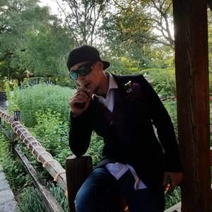 Meet your Posher, Becky